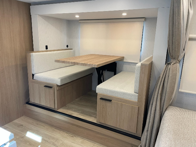 2026 Winnebago Micro Minnie 2100BH — photo 5 of 8