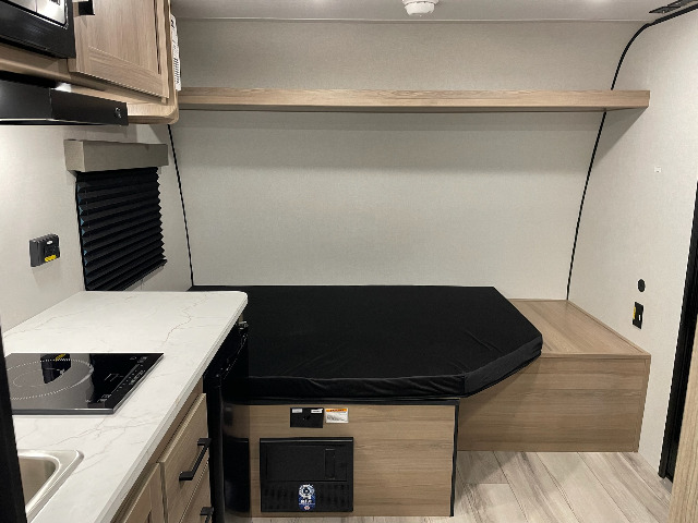 2026 Keystone Coleman 13R — photo 3 of 8