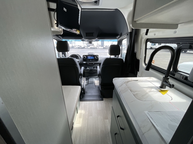 2026 Thor Eddie Bauer 19EB — photo 4 of 8