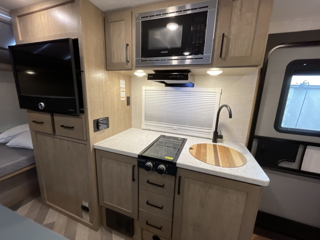 2022 Ember Overland 171FB — photo 8 of 8