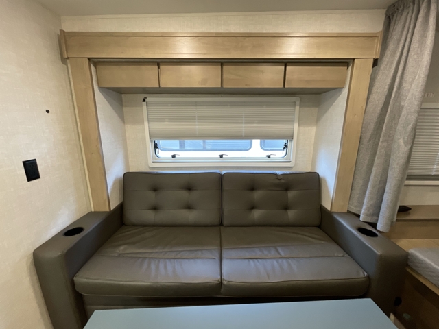 2022 Ember Overland 171FB — photo 5 of 8