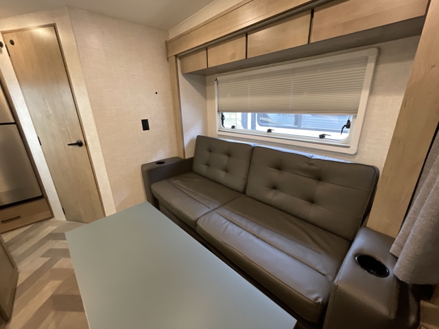 2022 Ember Overland 171FB — photo 6 of 8