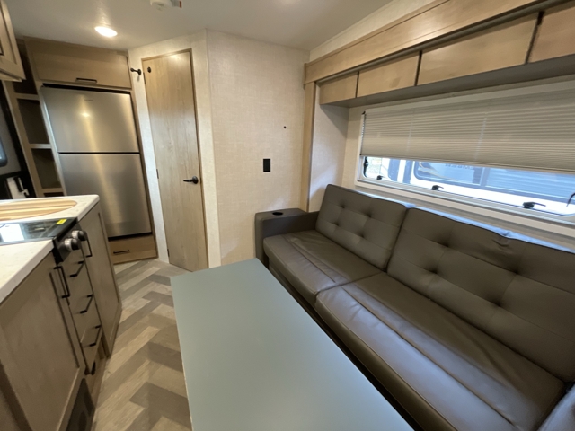 2022 Ember Overland 171FB — photo 3 of 8