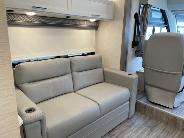 2026 Thor Freedom Traveler A24 — photo 6 of 8