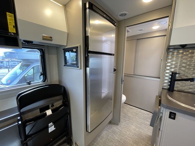 2025 Winnebago Navion 24T — photo 8 of 8