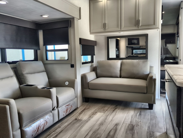 2026 Keystone Arcadia Super Lite 260SLCL — photo 4 of 8
