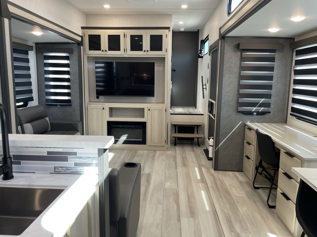 2026 Forest River Cardinal 33CHEF — photo 3 of 8