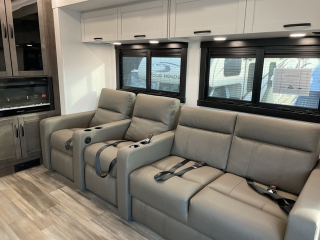 2026 Jayco Precept 36C — photo 7 of 8