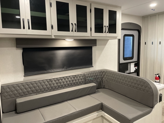 2026 Shasta Phoenix Lite 218SE — photo 8 of 8