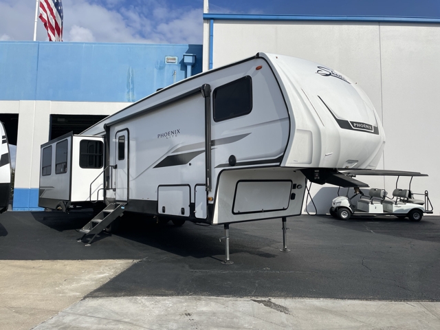 2026 Shasta Phoenix Lite 30BH — photo 1 of 8