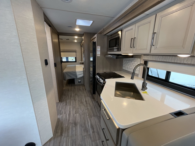2026 Thor Ace 30C — photo 4 of 8