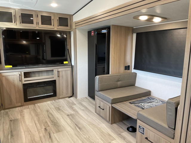 2026 Keystone Coleman Legacy 2400REX — photo 3 of 8