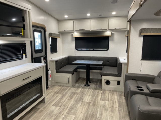 2026 Dutchmen Astoria 250RD — photo 4 of 8