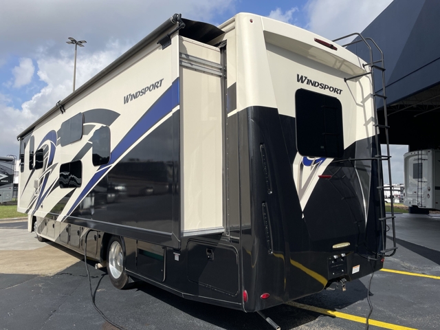 2022 Thor Windsport 34J — photo 7 of 8