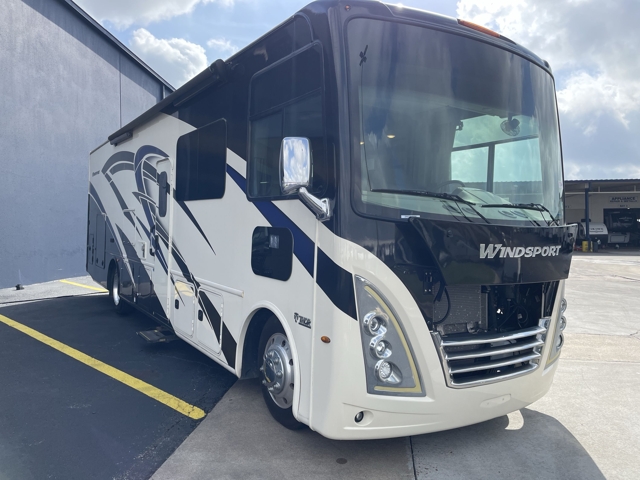2022 Thor Windsport 34J — photo 1 of 8
