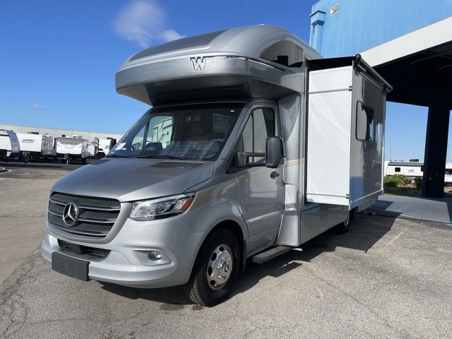 2026 Winnebago Navion 24R — photo 5 of 8