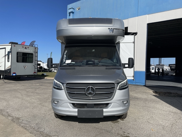 2026 Winnebago Navion 24R — photo 4 of 8