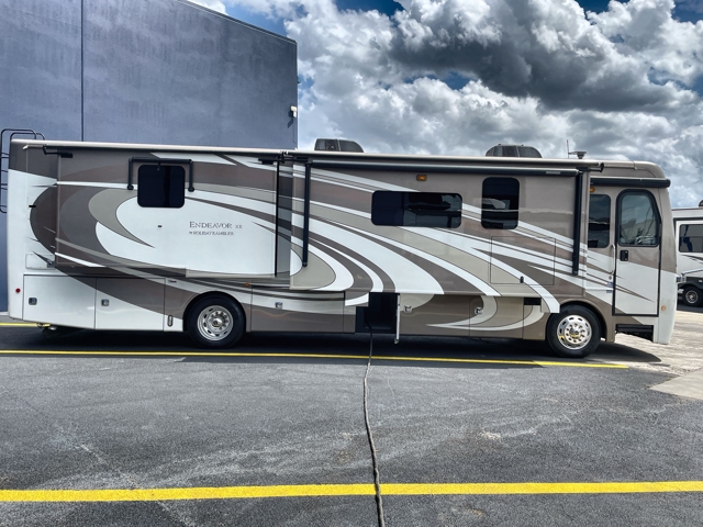 2017 Holiday Rambler Endeavor Xe 37R — photo 8 of 8