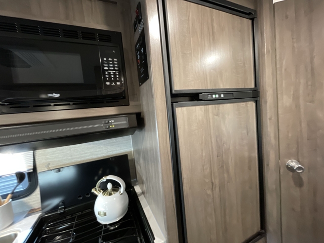 2024 Winnebago Minnie Winnie 22M — photo 8 of 8