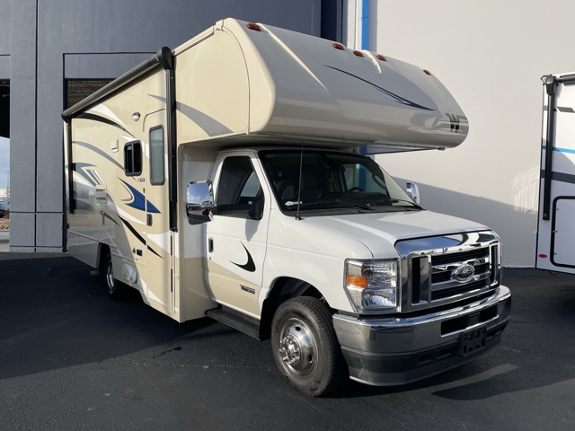 2024 Winnebago Minnie Winnie 22M — photo 1 of 8