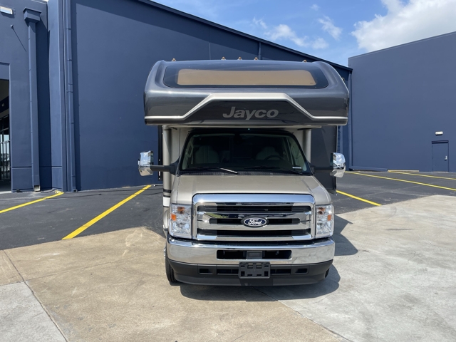 2026 Jayco Greyhawk 29MV — photo 4 of 8