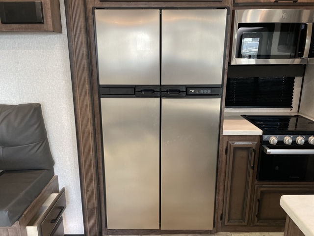 2022 K-Z RV Venom V-series 3413TK — photo 8 of 8