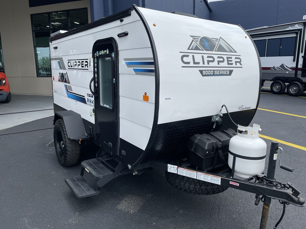 2025 COACHMEN CLIPPER 9000ROK