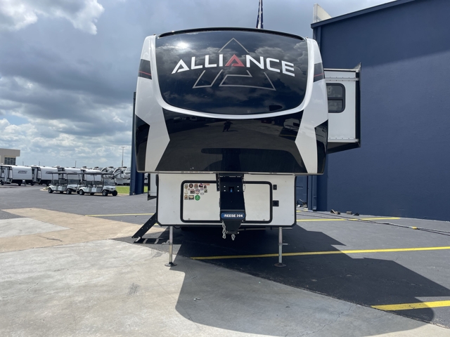 2023 Alliance Valor 31A10 — photo 3 of 8