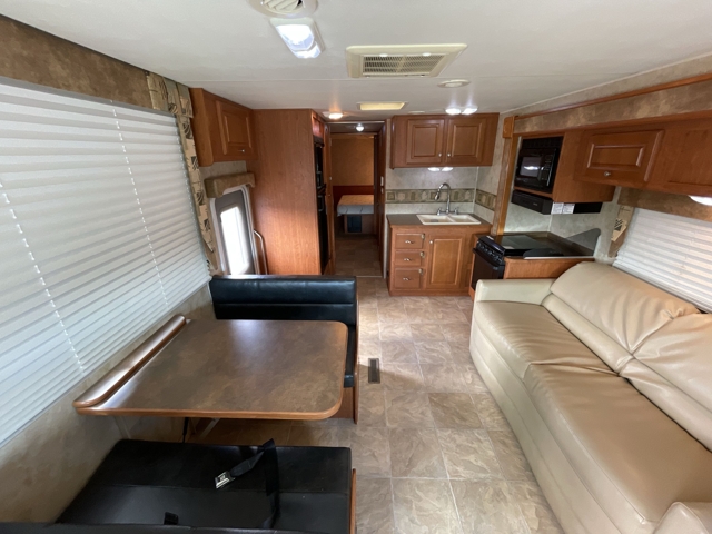 2009 Damon Daybreak Sport 3204 — photo 2 of 8
