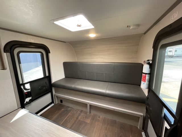 2023 Coleman Coleman Rubicon 1400BH — photo 4 of 8