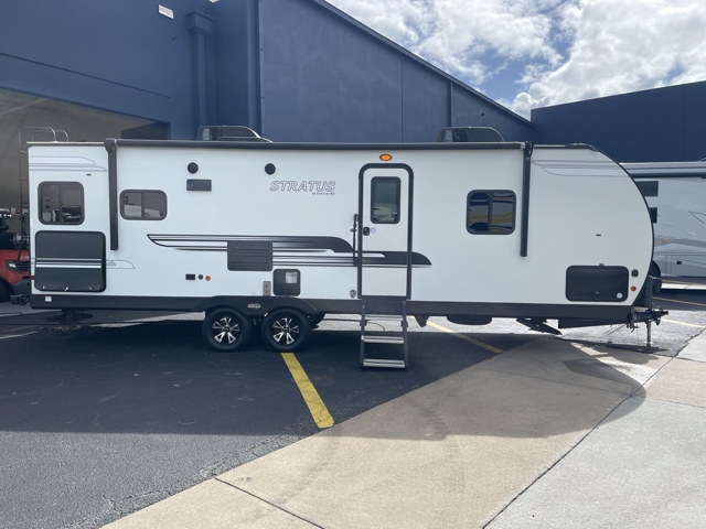 2021 Venture RV Stratus 271VRS — photo 4 of 8