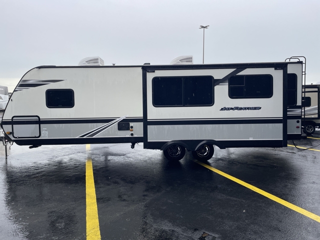 2021 Jayco Jay Feather 27RL — photo 7 of 8