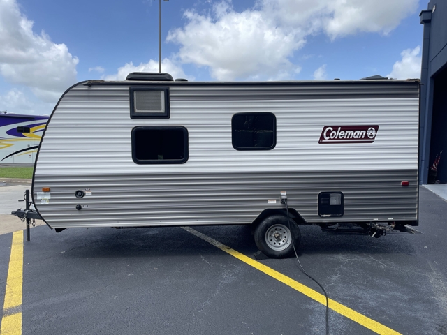 2024 Coleman Coleman Lantern LT 17R — photo 5 of 8