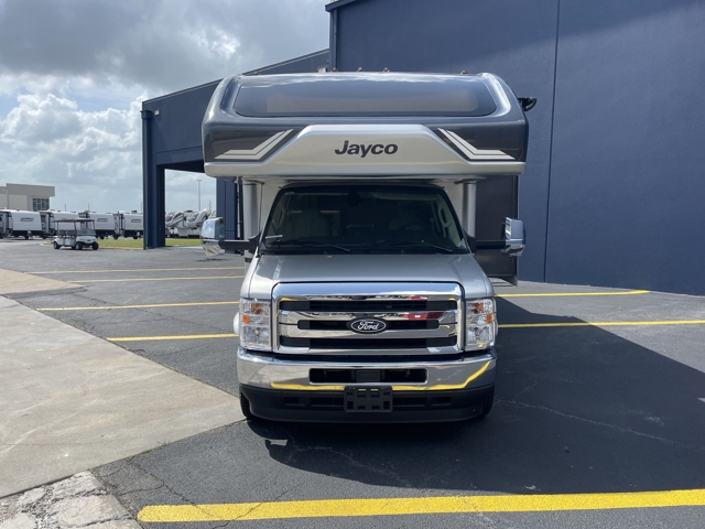 2027 Jayco Greyhawk 30Z — photo 4 of 8