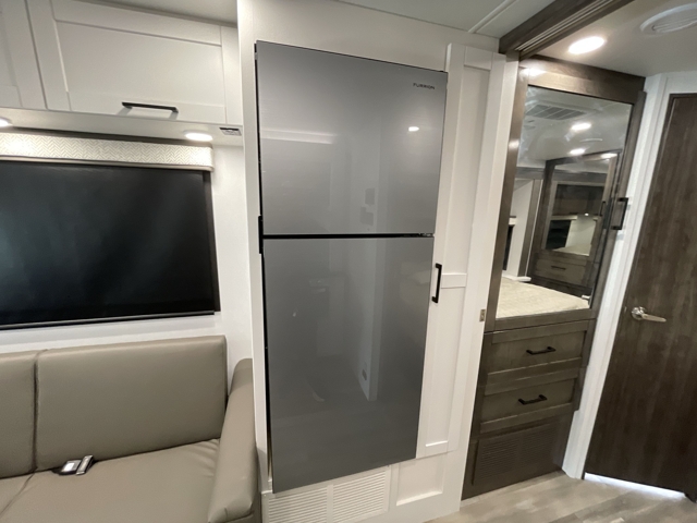 2026 Jayco Greyhawk 27U — photo 8 of 8