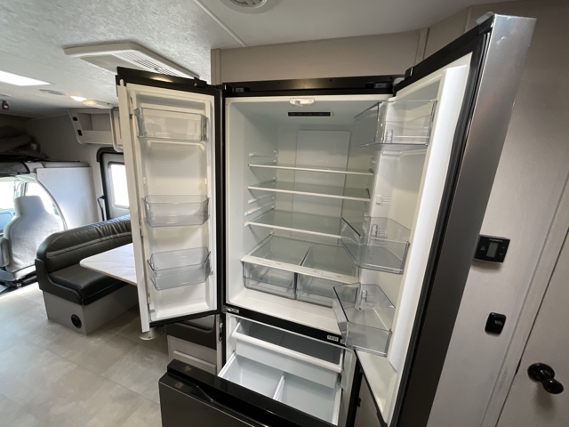 2023 Coachmen Freelander 31MB — photo 8 of 8