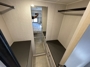 bedroom-walk-in-closet