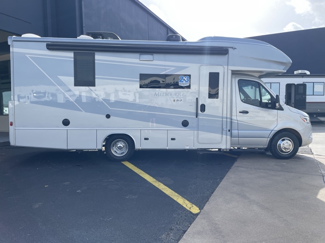 2027 Jayco Melbourne Prestige 25LP — photo 6 of 8