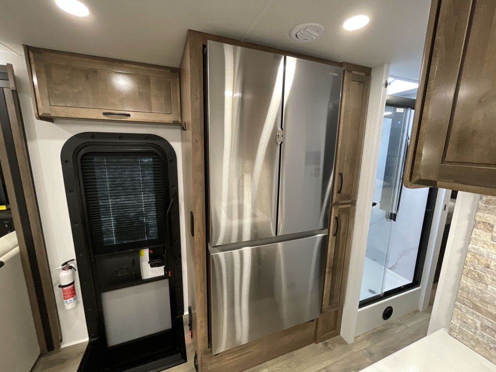 2026 Jayco Seneca XT 35L — photo 8 of 8