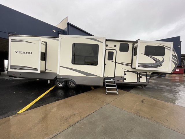 2019 Vanleigh Vilano 375FL — photo 4 of 7