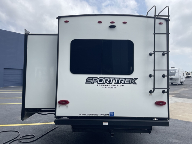 2023 Venture RV Sporttrek Touring Edition 333VFK — photo 6 of 8