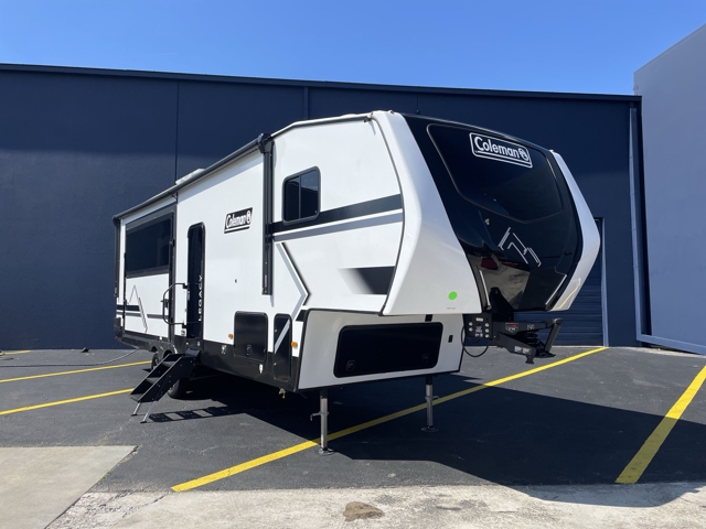 2026 Keystone Coleman Legacy 2800SUNDECK — photo 1 of 8