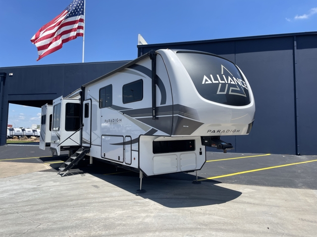 2024 Alliance Paradigm 375RD — photo 1 of 8