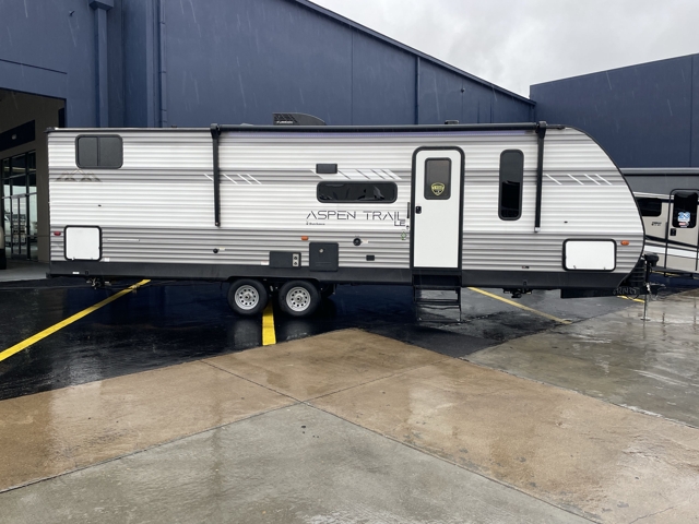 2024 Dutchmen Aspen Trail LE 29BH — photo 4 of 8