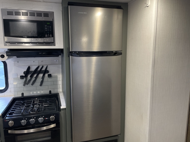 2024 Heartland Eddie Bauer 320BH-C — photo 8 of 8