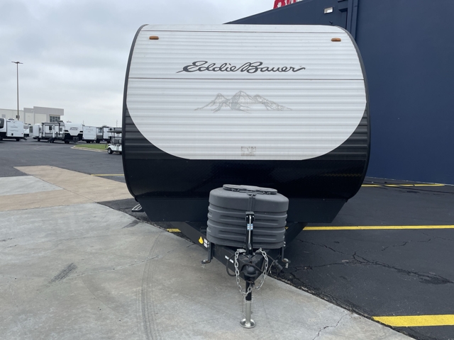 2024 Heartland Eddie Bauer 320BH-C — photo 4 of 8