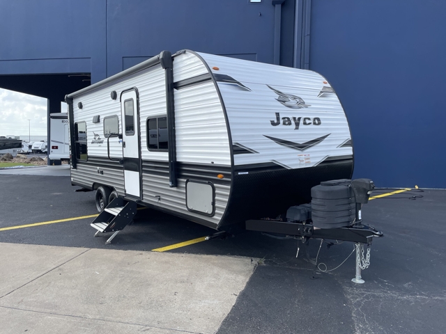 2024 Jayco Jay Flight SLX 210QBW — photo 1 of 8