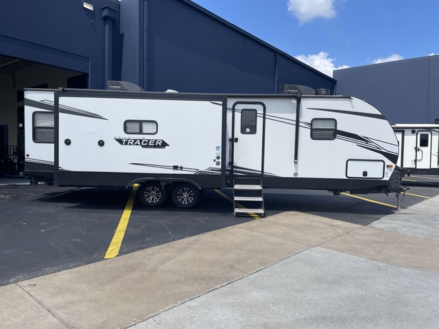 2023 Prime Time Tracer 29RLS — photo 5 of 8