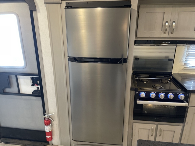 2023 Prime Time Tracer 29RLS — photo 8 of 8