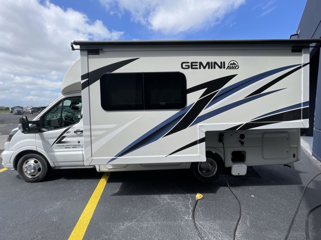 2024 Thor Gemini 23TW — photo 6 of 8